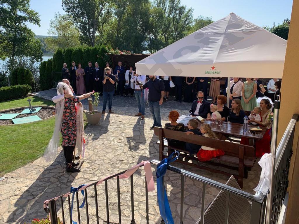 Mlyn Penzion & Wellness Radvaň nad Dunajom Exterior foto