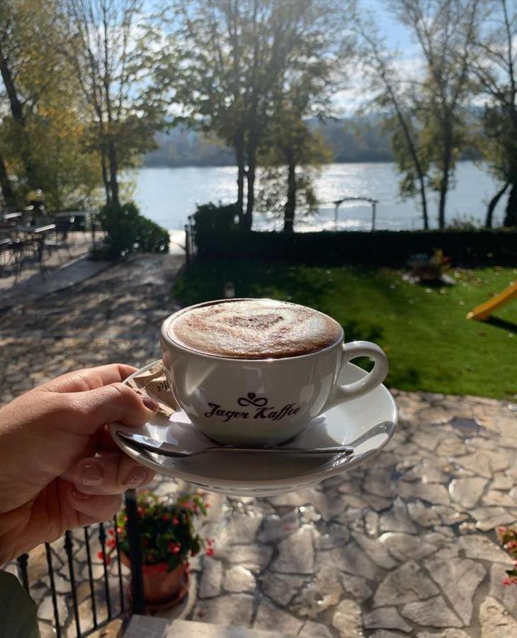 Mlyn Penzion & Wellness Radvaň nad Dunajom Exterior foto